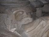 [Cliquez pour agrandir : 65 Kio] Saint-Denis - La basilique : le gisant de Charles Martel.
