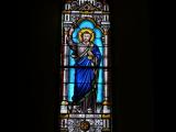 [Cliquez pour agrandir : 70 Kio] Uzan - L'église Sainte-Quitterie : vitrail de Saint Pierre.